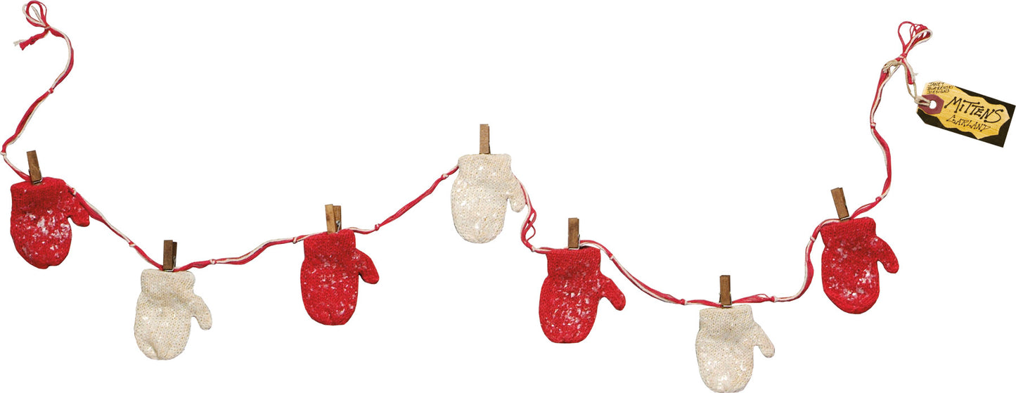 Snowy Mittens Garland