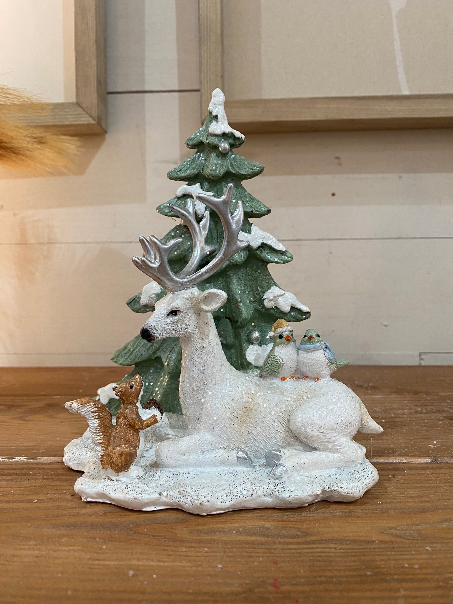 Holiday Lying Deer, 2 styles