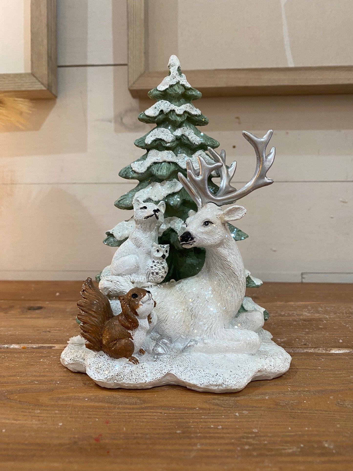 Holiday Lying Deer, 2 styles