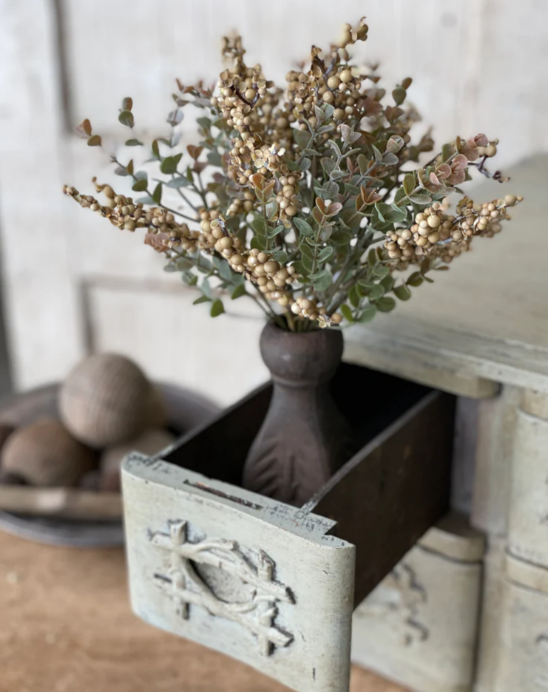 Crispin Berry Bush, Flax