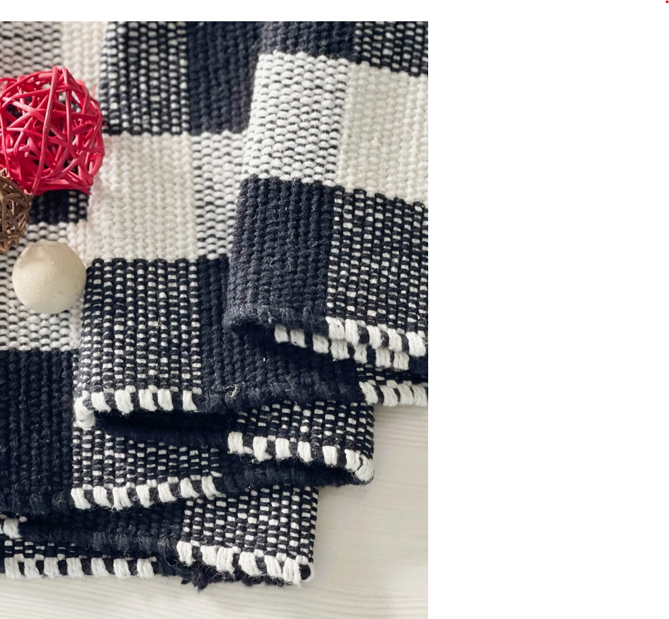Buffalo Check Table Runner, Black-White