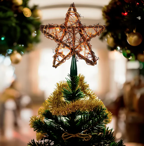 Rattan Natural Star Tree Topper