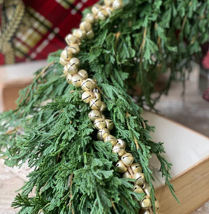 Jingle All The Way Garland, Gold