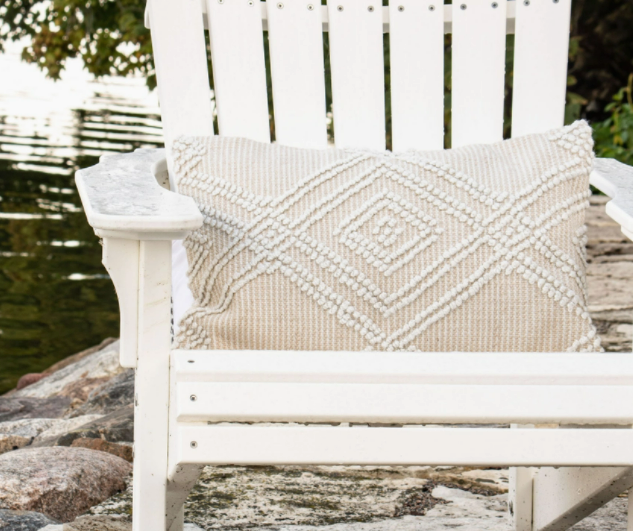 Hannalee Pillow