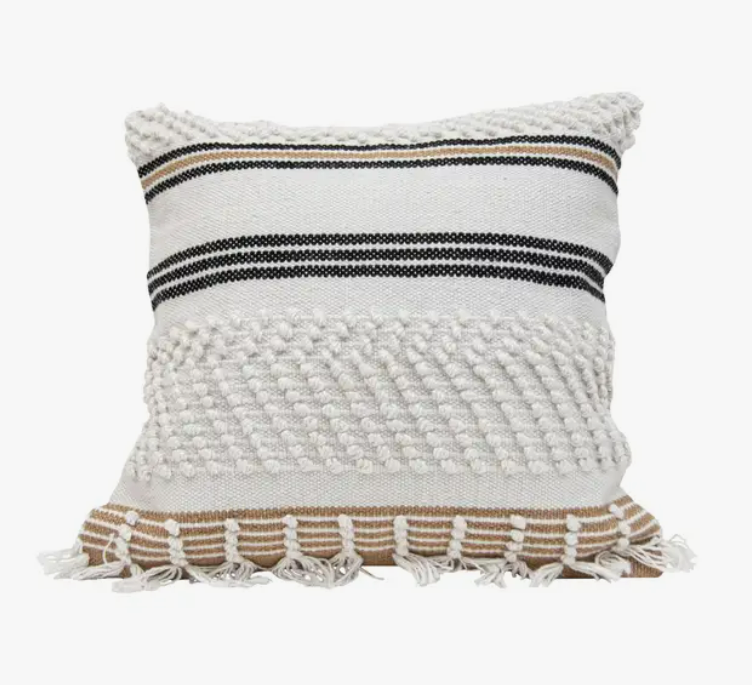 Daxton Pillow