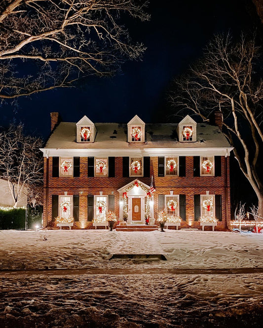 How to Give Your Home That Home Alone Christmas Feel