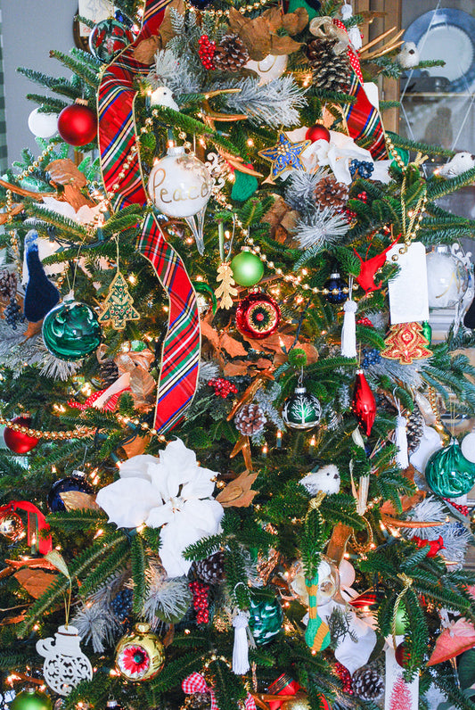 The Most Searched Christmas Decorating Styles on Pinterest for 2025