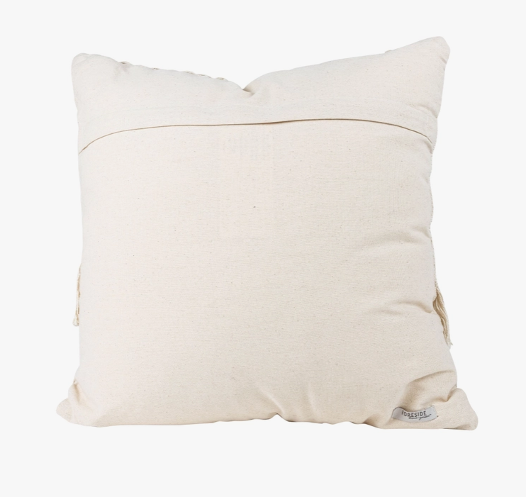 Claudia Pillow