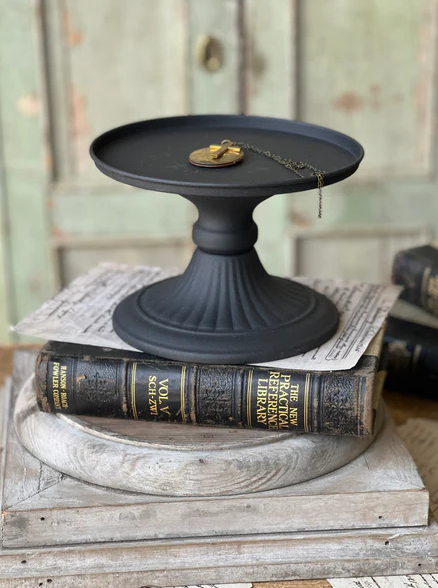 Monterey Black Pedestal