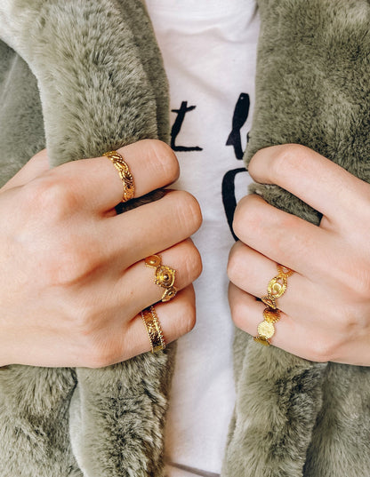 Gold stackable rings, 5 styles – Urban Farmhouse Market